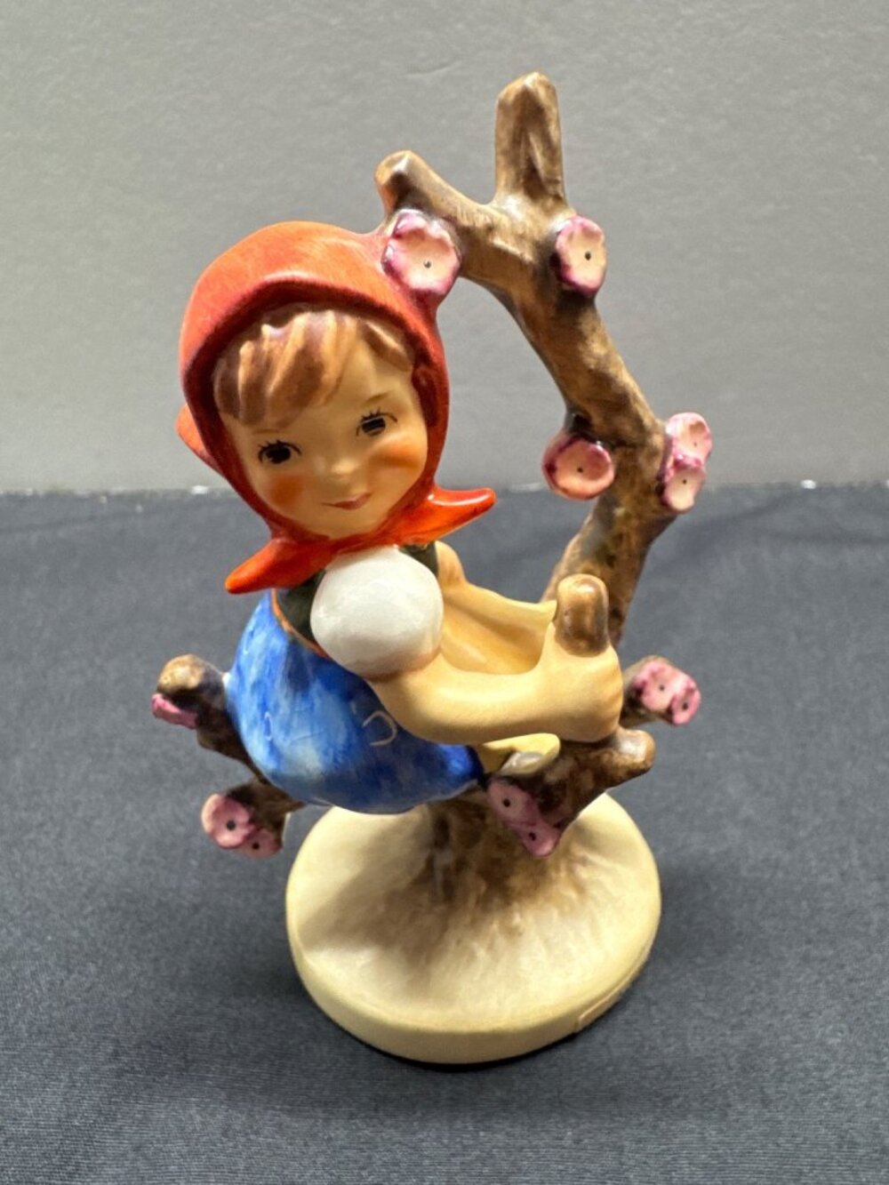 Hummel Goebel "Apple Tree Girl" Figurine W. Germany 4.5" Hand-Painted Porcelain